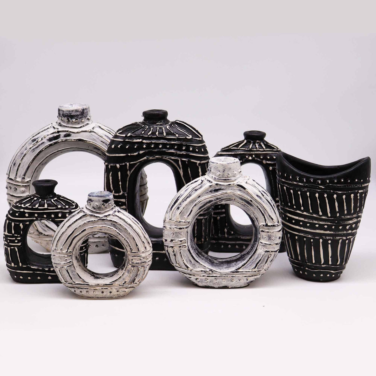 Cream Ring Vase — 18 cm