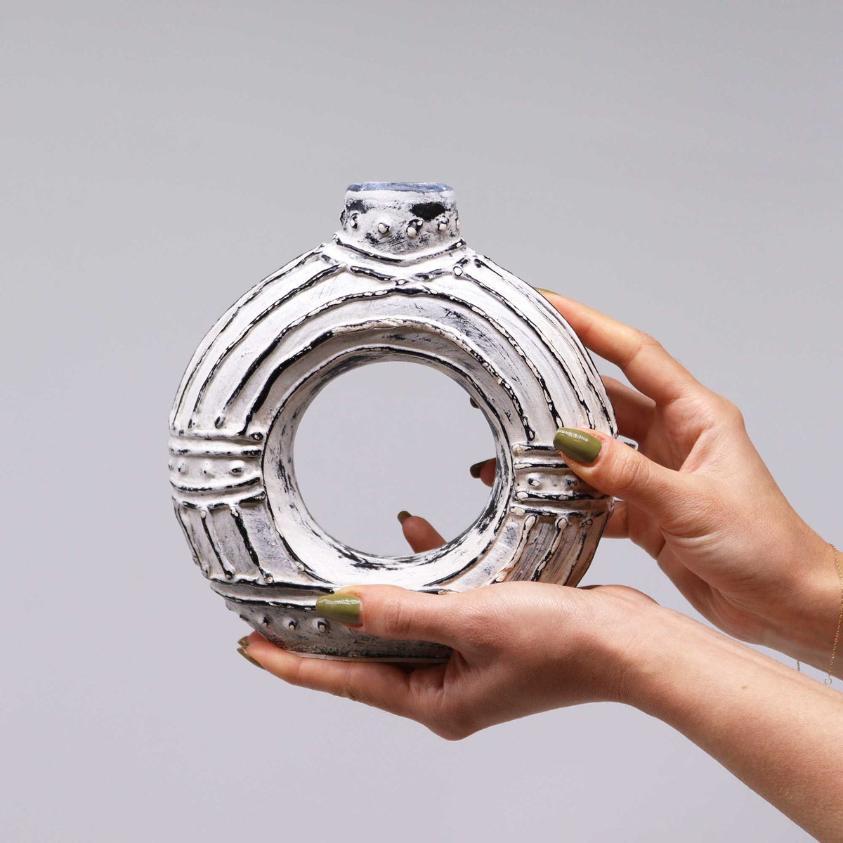 Cream Ring Vase — 18 cm